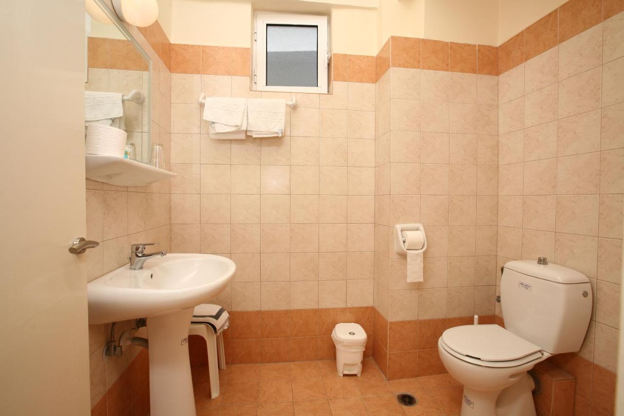 Hotel Flisvos كالاماتا المظهر الخارجي الصورة