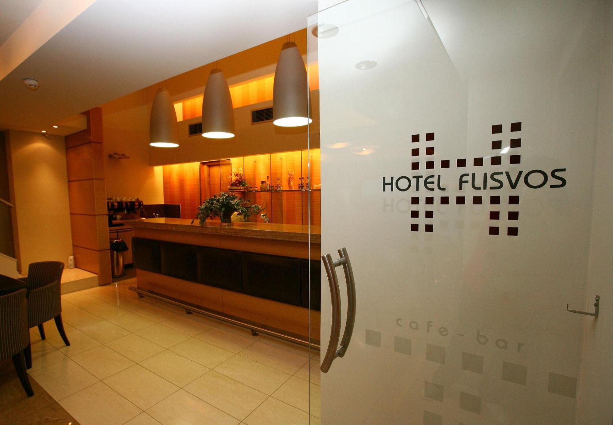 Hotel Flisvos كالاماتا المظهر الخارجي الصورة